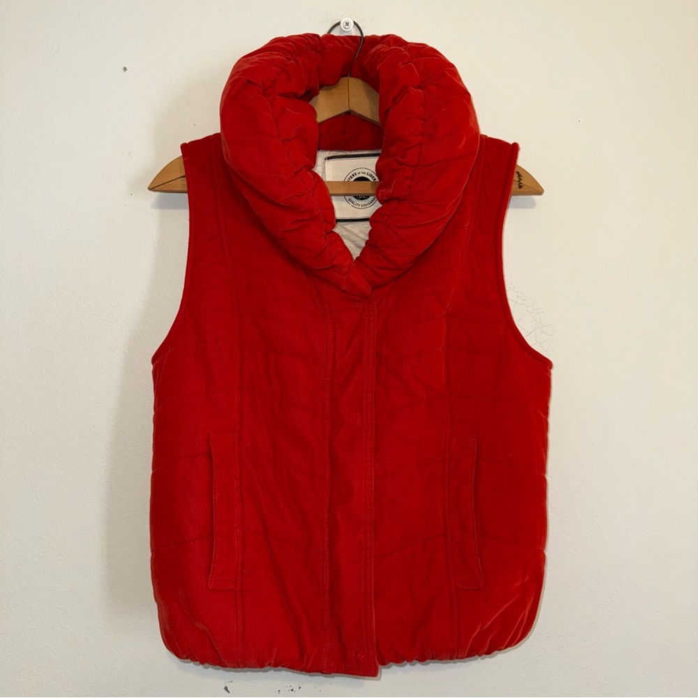 Daughters of the Liberation Small Vest Red Corduroy Zip Snap Up Pockets Puffer